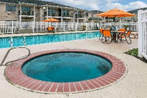 Richmond Inn & Suites, A Trademark Collection Hotel image 6